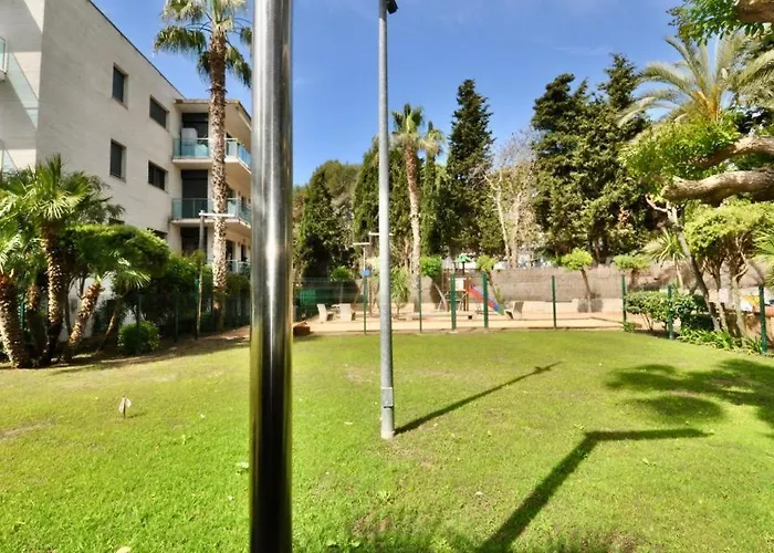 Vale * Lloret de Mar